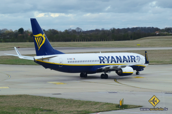 Boeing 737-8AS